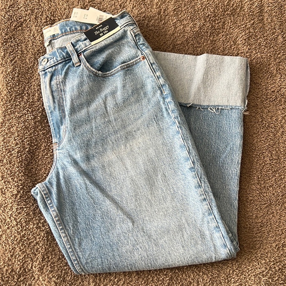 NWT Abercrombie “The Baggy” Jean